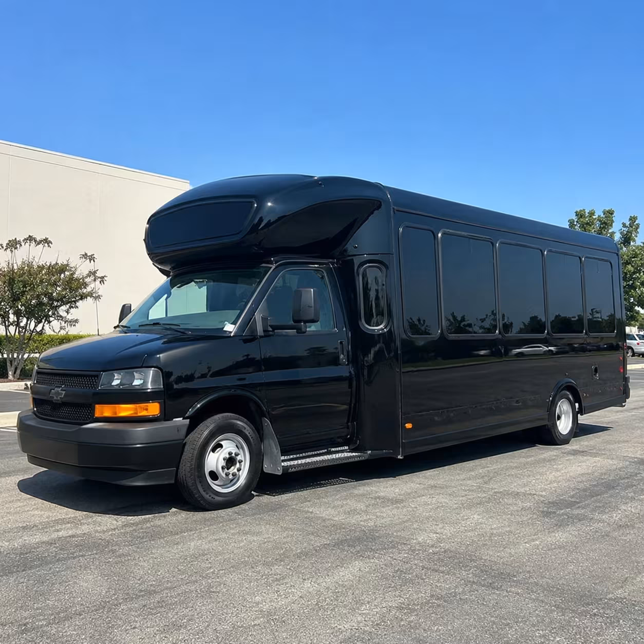 concert party buses in redwood city for pregame nights