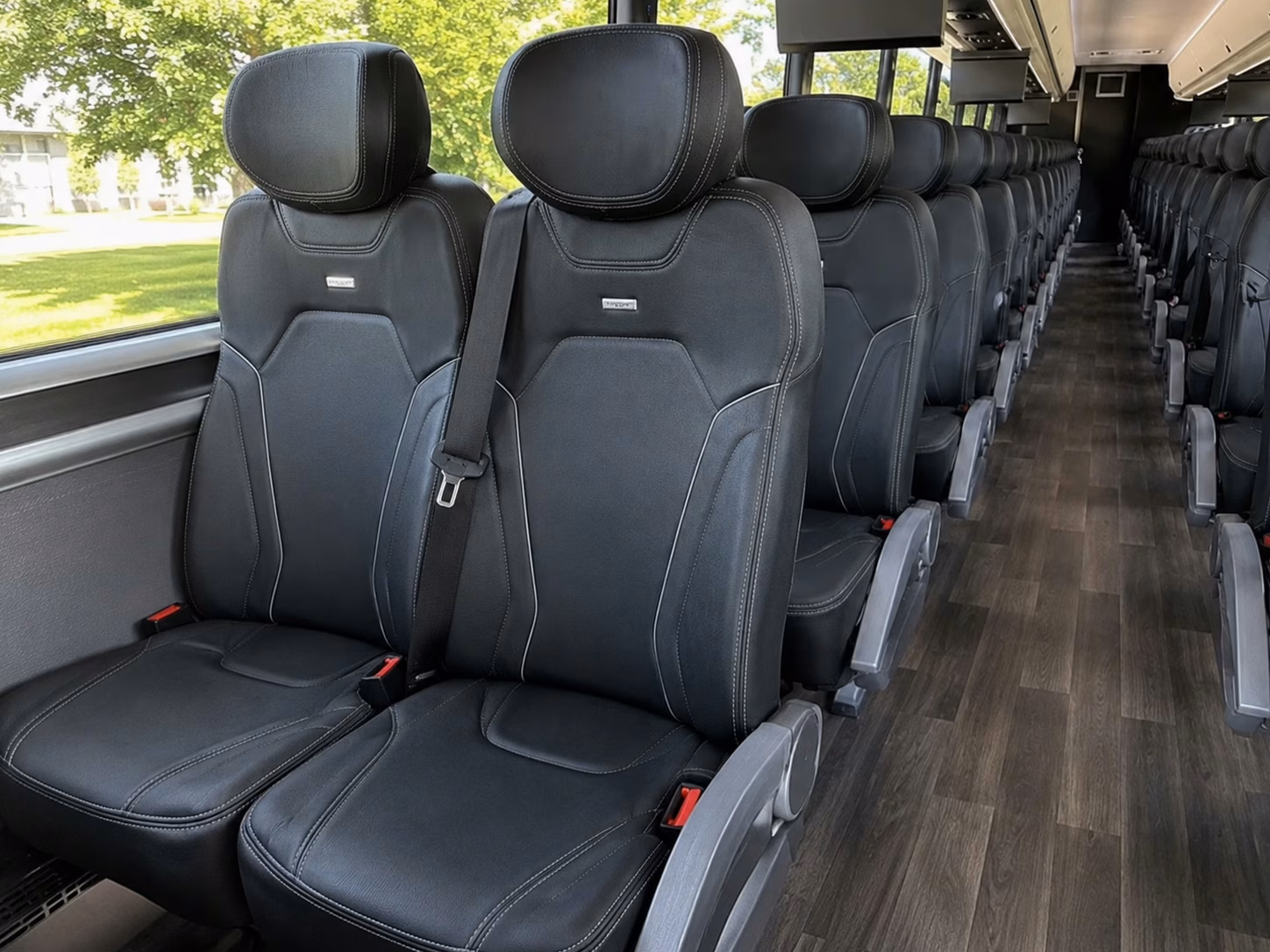 redwood city corporate event charter bus rentals to sf venues